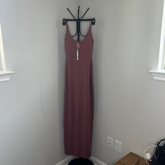 NWT SKIMS Smooth Lounge Skimpy Scoop Neck Dress Redwood Size XS - Picture 2 of 6